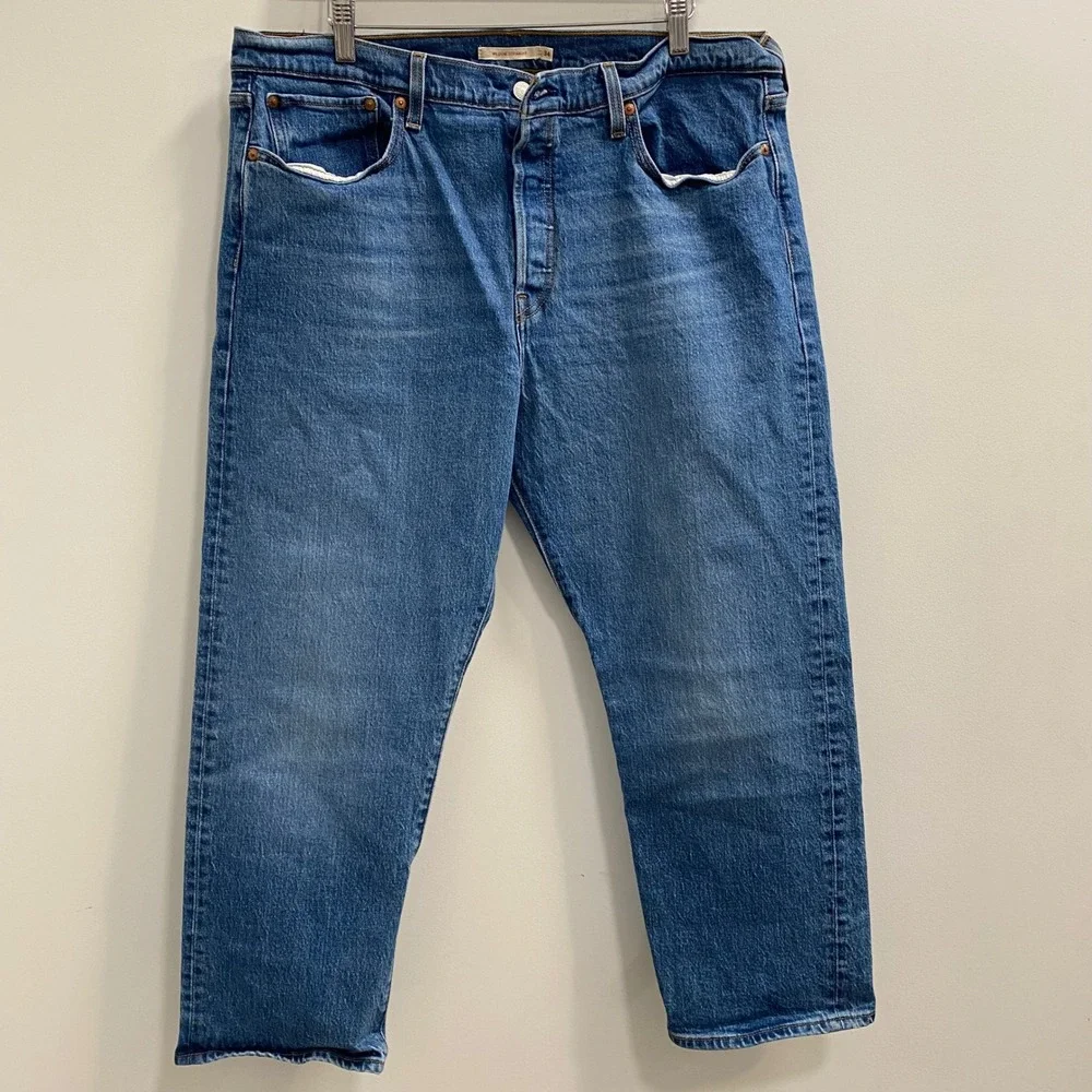 Levi's Jeans Men 34 x 26 Blue Wedgie Straight Button Fly Medium Wash Denim